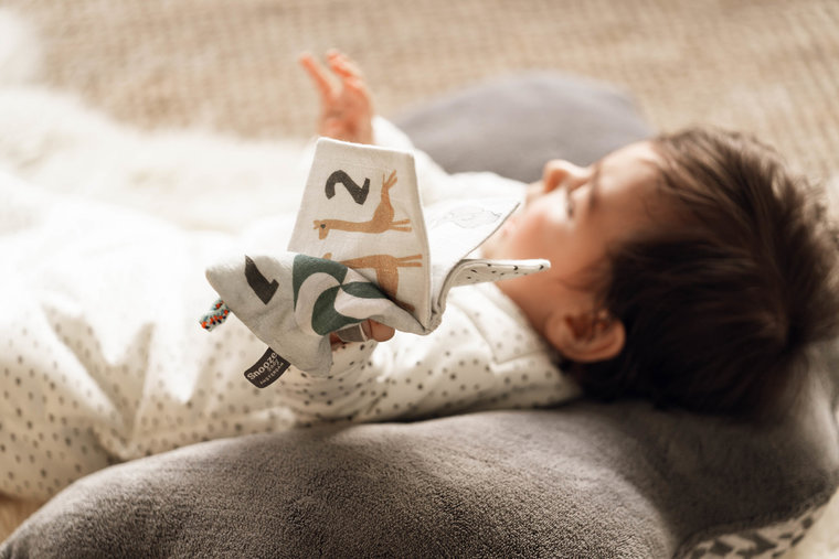LIVRE D'ACTIVITES SNOOZEBABY