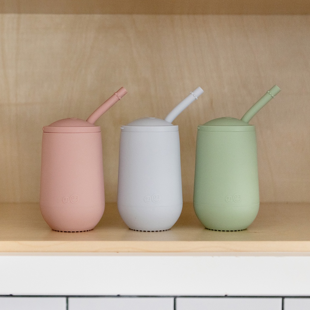 HAPPY CUP AVEC PAILLE ET COUVERCLE EZPZ