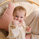 07_MM_Dusty Pink Vibrating Teether_LS_04.webp